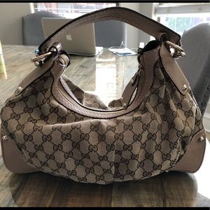 Medium Gucci Jockey Hobo Bag